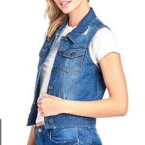 THE TERRITORY AHEAD Denim Statement Vest Button